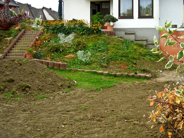 Referenzbild: 74 Zustand vor den baulichen Eingriffen und der Bepflanzung 3